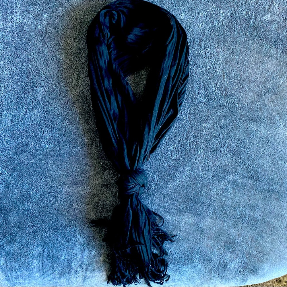Black wrap scarf